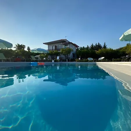 דירה Ktima Klimentini *