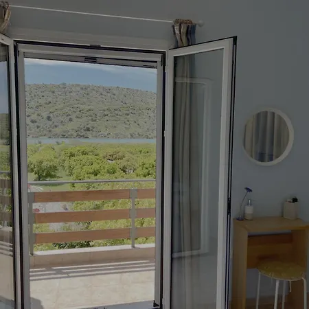 Ktima Klimentini Apartment *