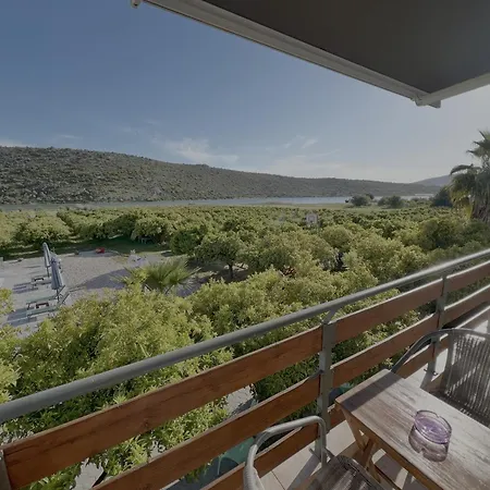 Ktima Klimentini Apartment